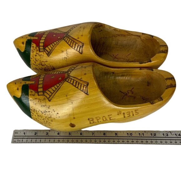 Vintage Hand-Painted Carved LARGE Wooden Dutch Clogs With Windmill Design - Picture 10 of 11
